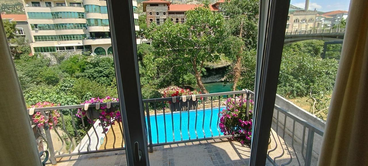 מוסטר Villa Central Riverside מראה חיצוני תמונה