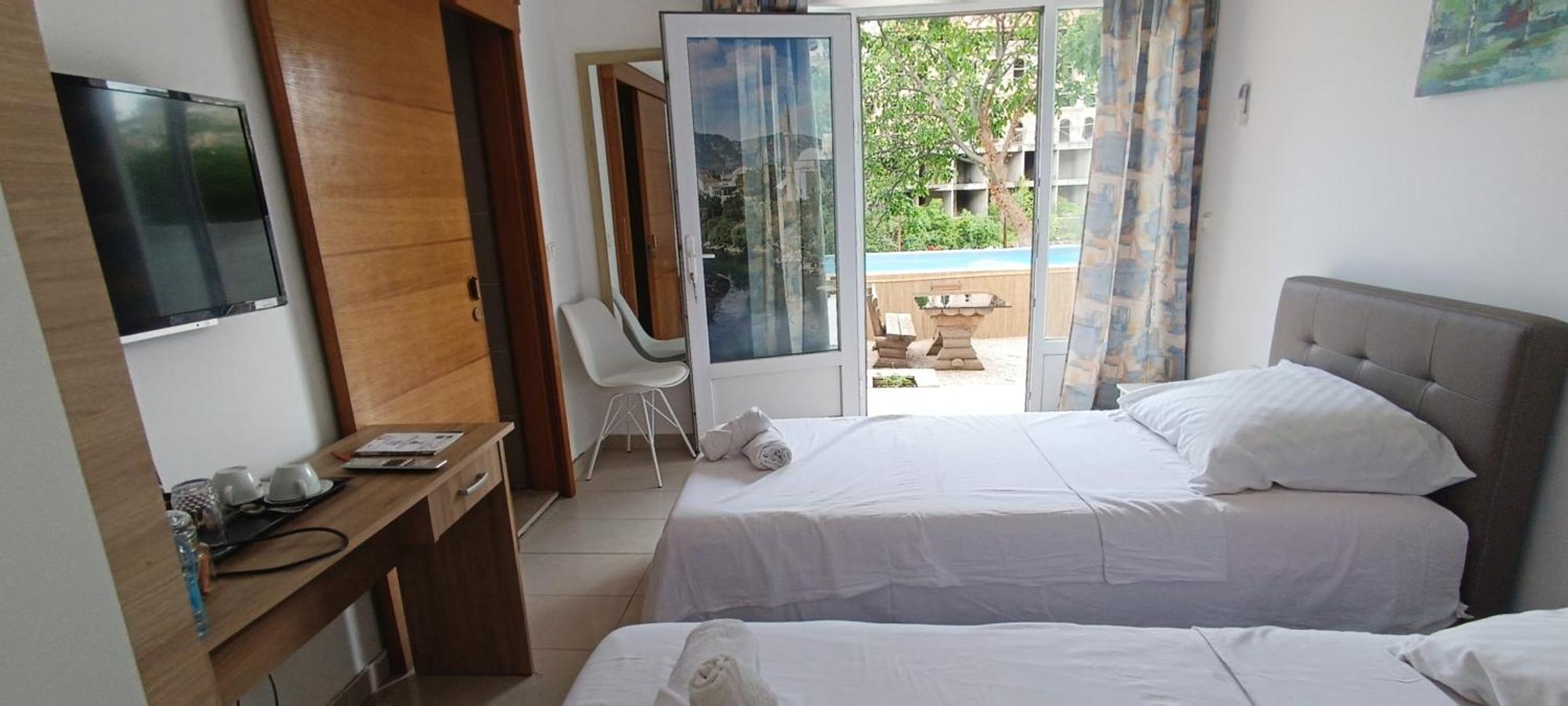 מוסטר Villa Central Riverside מראה חיצוני תמונה